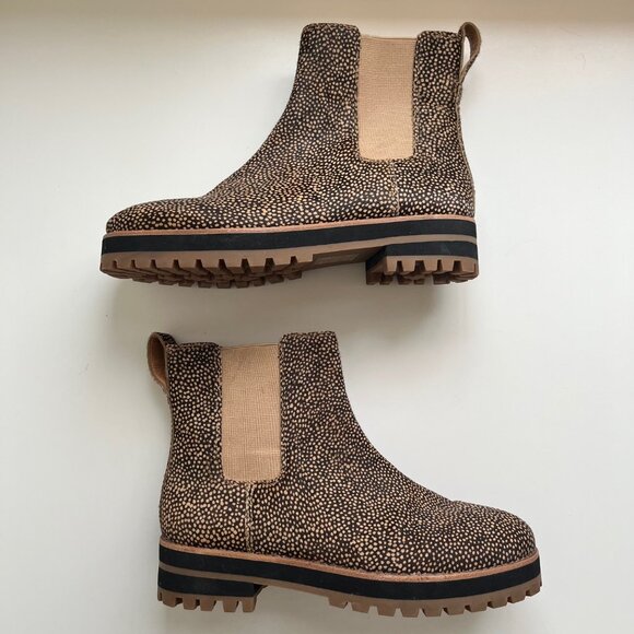 New! Madewell The Citywalk Lugsole Chelsea Boot in Calf Hair | Size 6 - Picture 4 of 7
